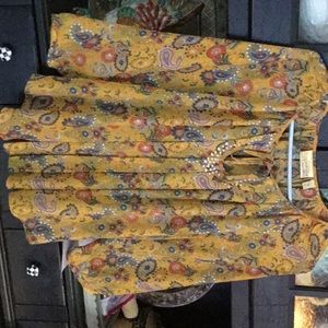 Simply Vera Wang Blouse